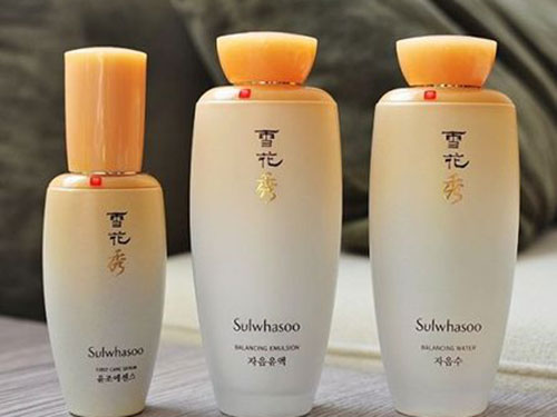 改变肤色暗黄的护肤品