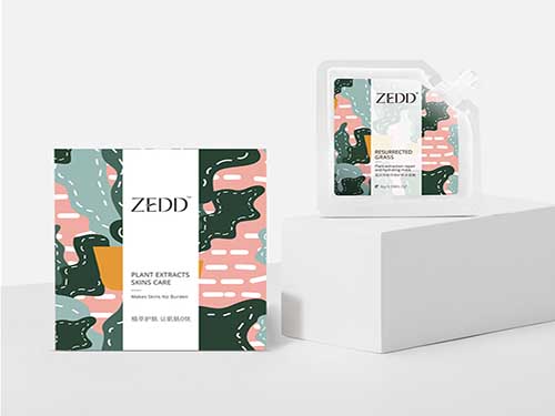 用完ZEDD复活草面膜后，?€极旱”肌肤竟然嫩得出???