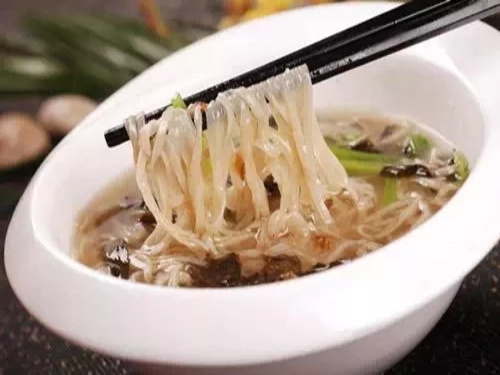 喝酒前吃什??