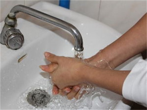 开??烫伤水泡怎么处理