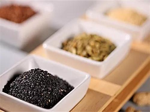 补脑的食物什么时间吃合?€