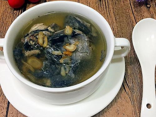 乌鸡的功效作用与禁忌
