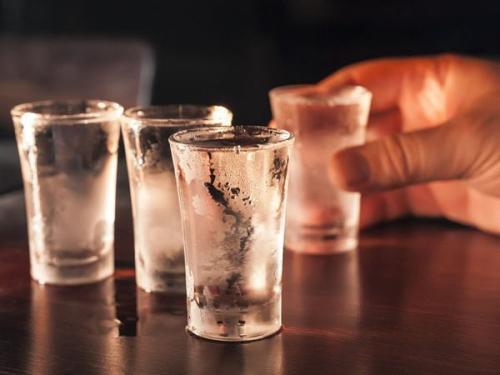吃什么能解酒