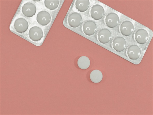 什么药物治疗急性支气管炎