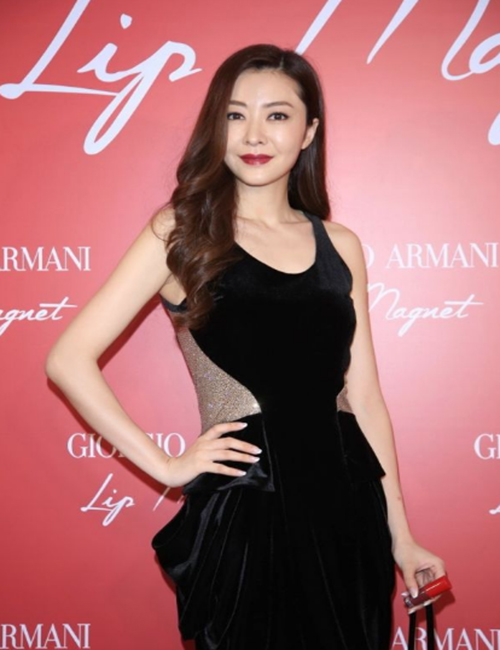 前“天王嫂”同台，熊黛林碾压乐基儿的秘诀就在仙格丽胶原蛋白肽